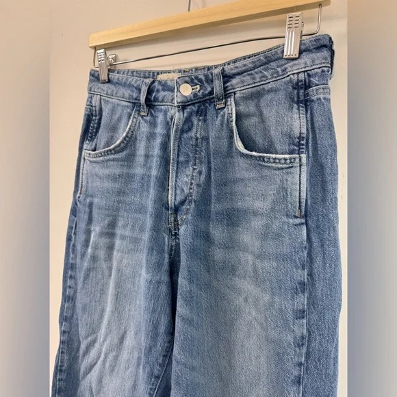 Pilcro Reworked High-Rise Taper Jeans - Picture 6 of 9